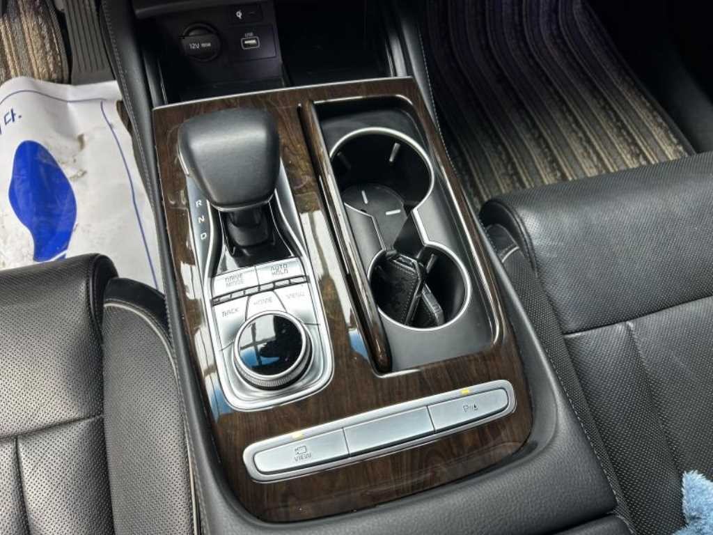 기아 K9 더 K9 3.8 GDI 2WD 플래티넘Ⅰ 이미지 10