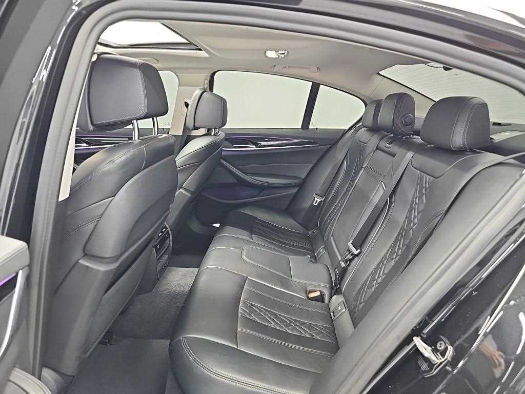 BMW 5시리즈 5시리즈 (G30) 530i 럭셔리 플러스 이미지 12