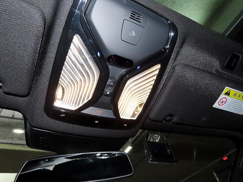BMW 5시리즈 5시리즈 (G30) 520d xDrive M 스포츠 플러스 이미지 16