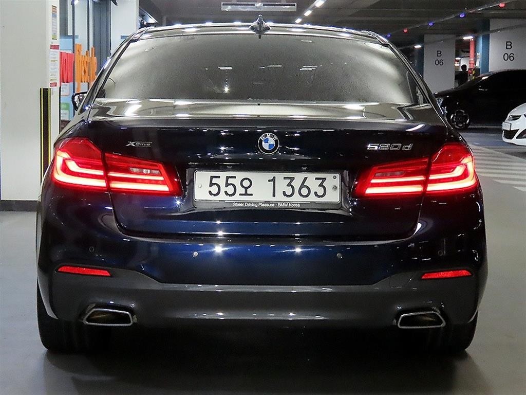 BMW 5시리즈 5시리즈 (G30) 520d xDrive M 스포츠 플러스 이미지 5