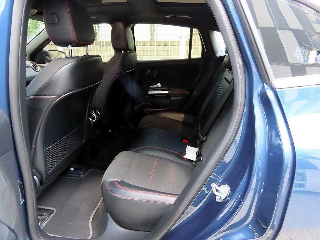 벤츠 EQA EQA H243 EQA 250 AMG 패키지 플러스 이미지 6