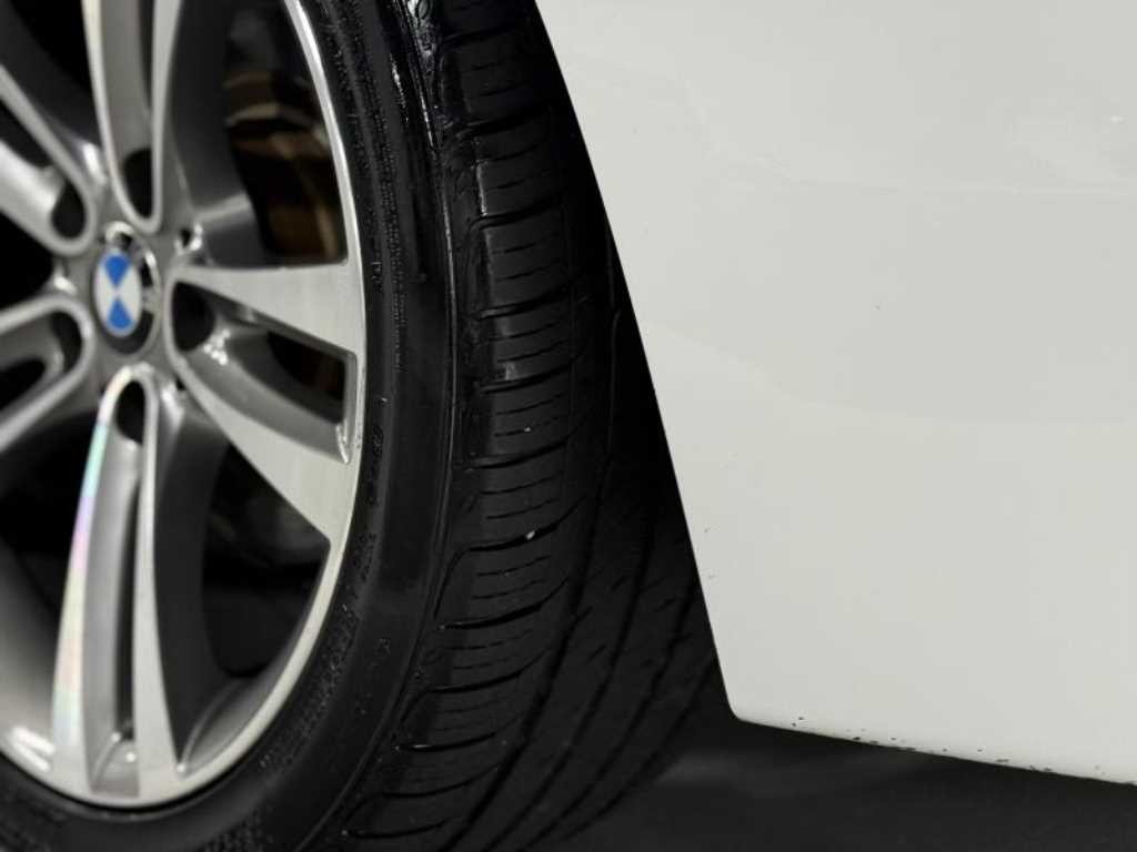 BMW 3시리즈 3시리즈 (F30) 320d 이미지 19