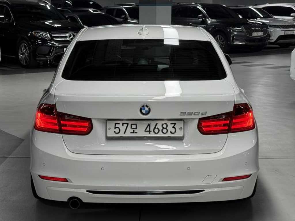 BMW 3시리즈 3시리즈 (F30) 320d 이미지 3