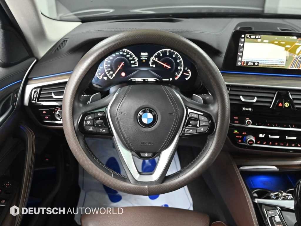 BMW 5시리즈 5시리즈 (G30) 530i 럭셔리 플러스 이미지 13