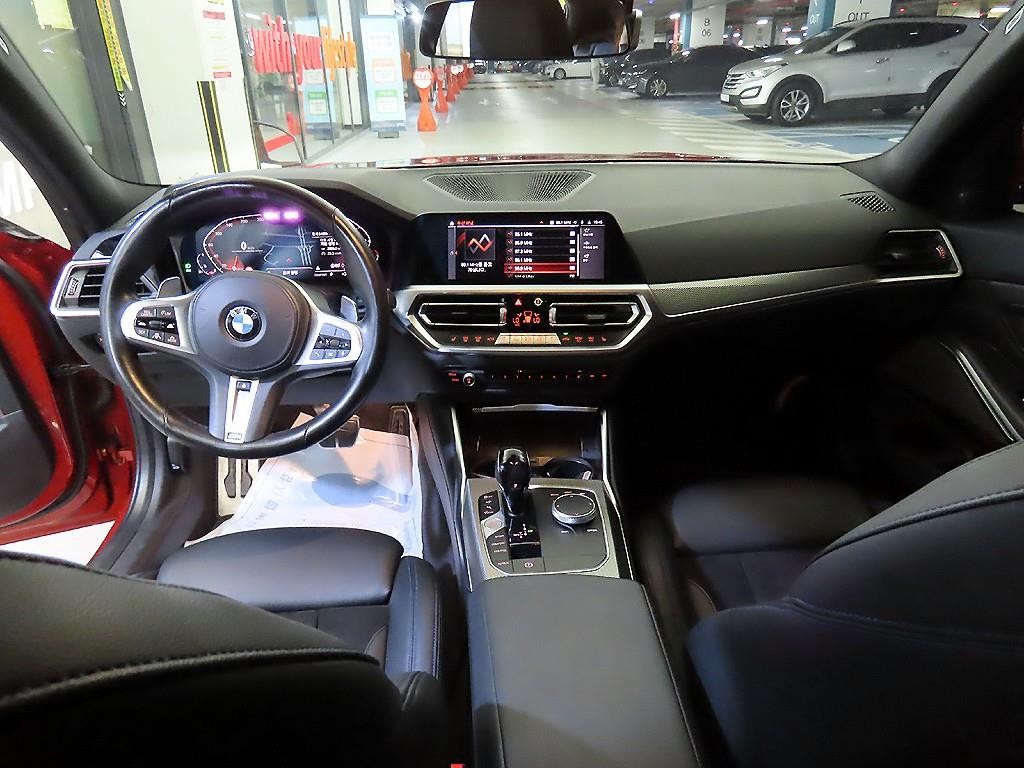 BMW 3시리즈 3시리즈 (G20) 320i M 스포츠 이미지 10