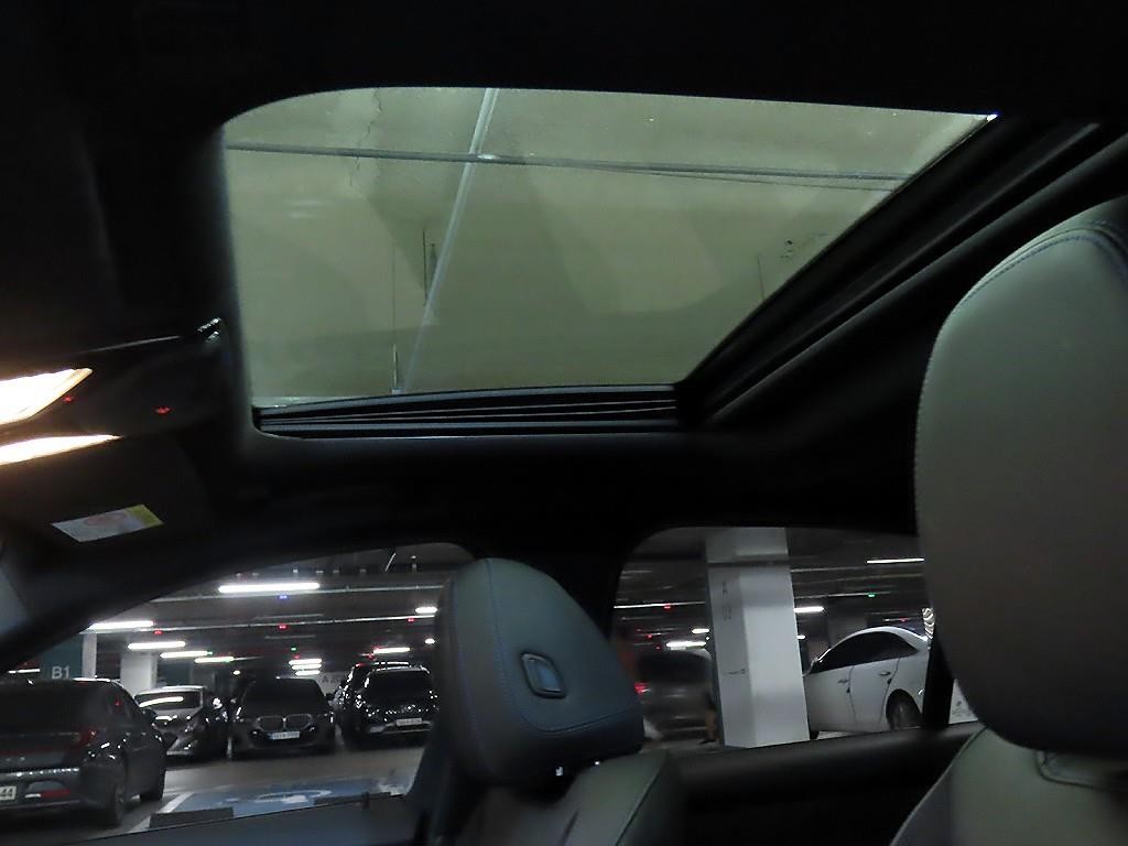 BMW 3시리즈 3시리즈 (G20) 320i M 스포츠 이미지 17