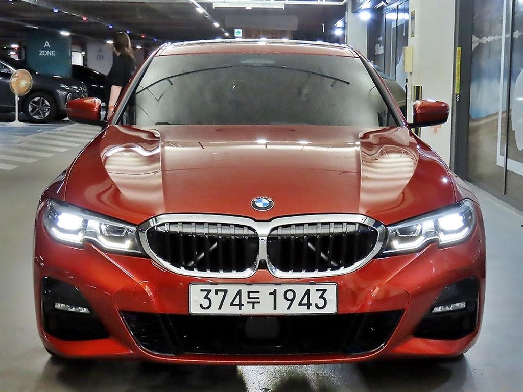 BMW 3시리즈 3시리즈 (G20) 320i M 스포츠 이미지 2