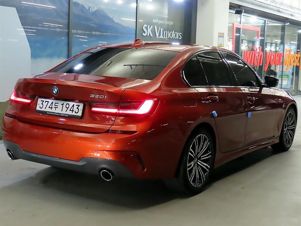 BMW 3시리즈 3시리즈 (G20) 320i M 스포츠 이미지 4