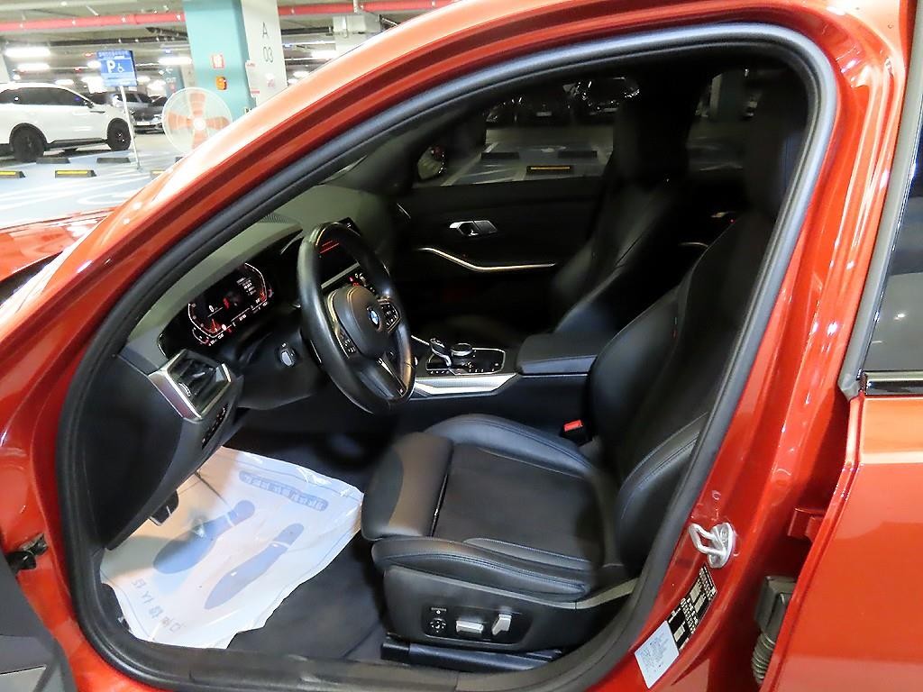 BMW 3시리즈 3시리즈 (G20) 320i M 스포츠 이미지 6