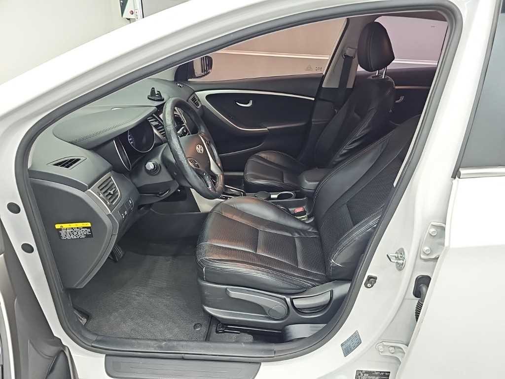 현대 i30 뉴 i30 1.6 VGT 유니크 이미지 11