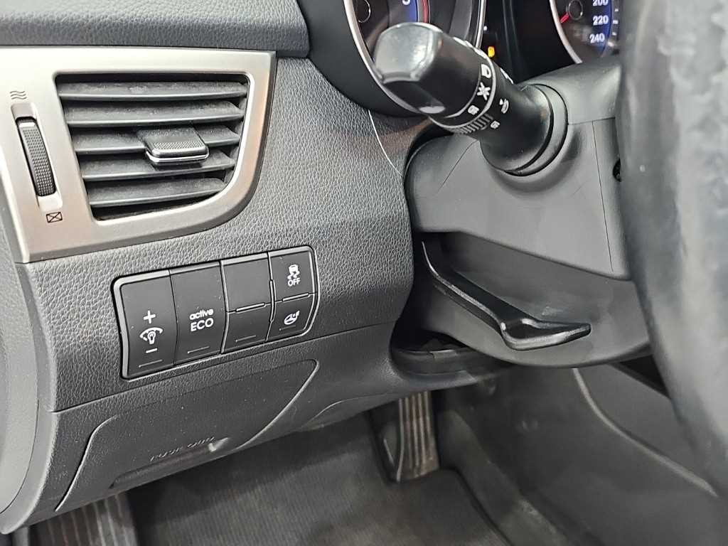 현대 i30 뉴 i30 1.6 VGT 유니크 이미지 16
