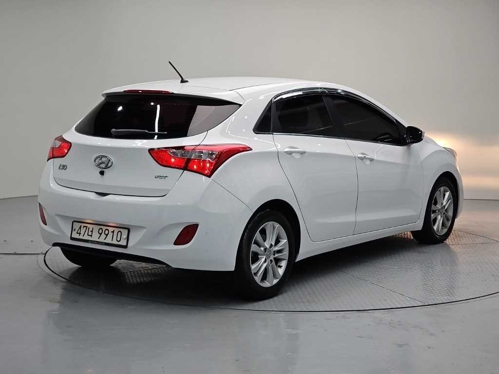 현대 i30 뉴 i30 1.6 VGT 유니크 이미지 4