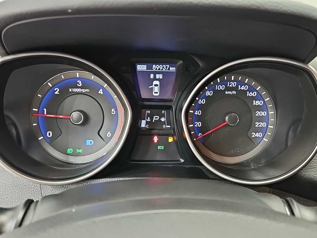 현대 i30 뉴 i30 1.6 VGT 유니크 이미지 6
