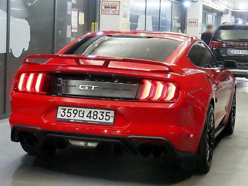 포드 머스탱 머스탱 6세대 5.0 GT 쿠페 이미지 4