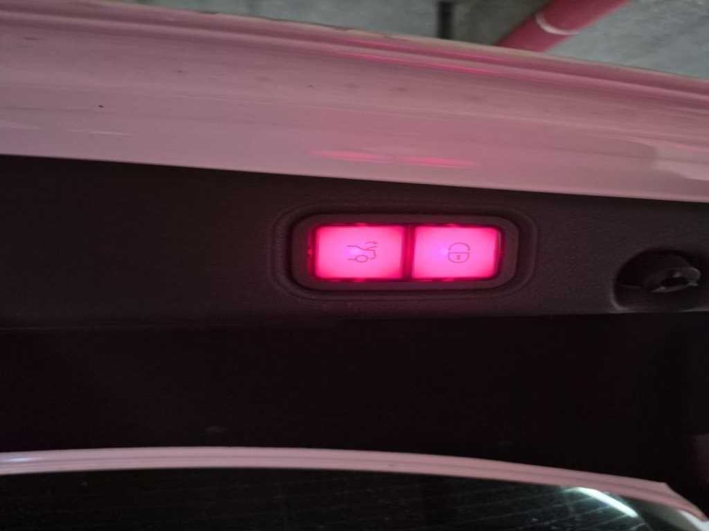 벤츠 E 클래스 E-클래스 W213 E300 아방가르드 이미지 10