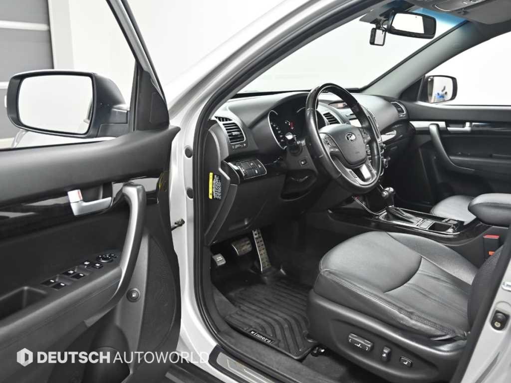 기아 쏘렌토 뉴 쏘렌토 R 4WD 2.0 리미티드 이미지 11