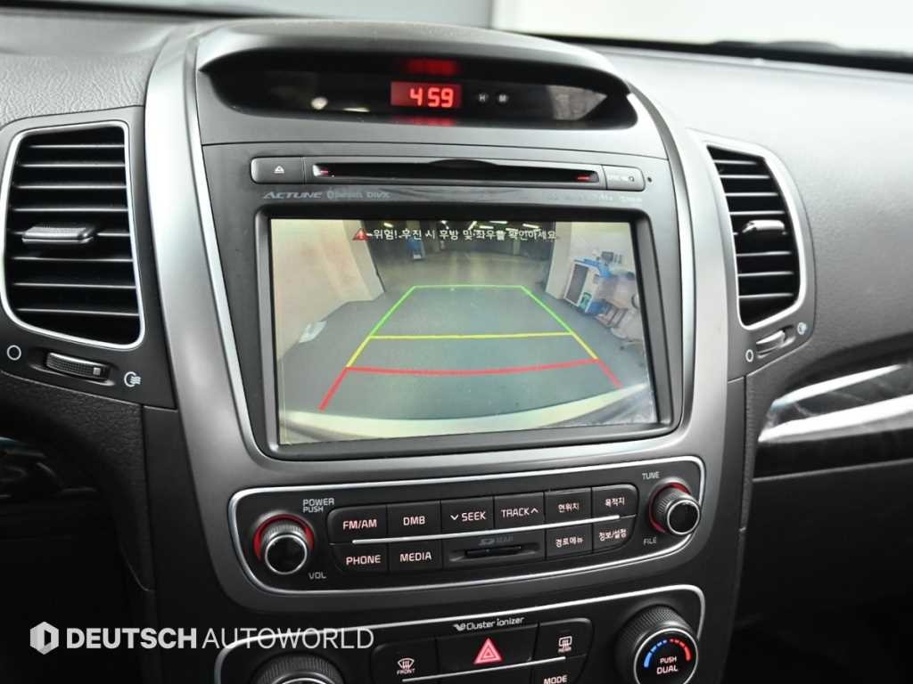 기아 쏘렌토 뉴 쏘렌토 R 4WD 2.0 리미티드 이미지 15