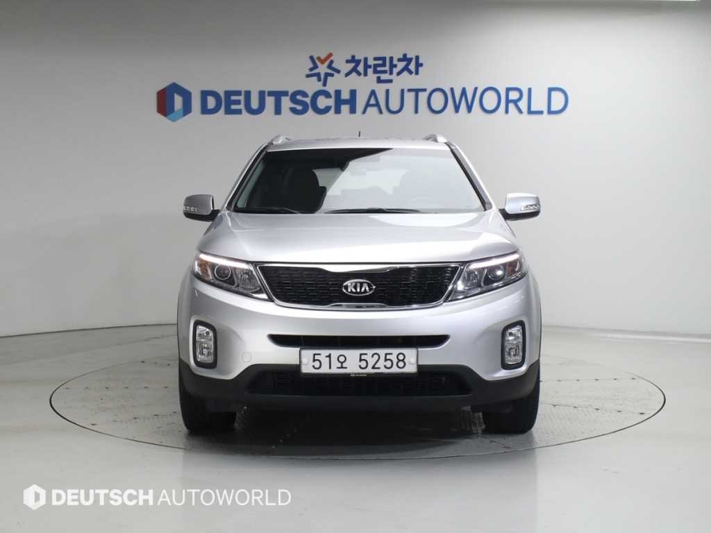 기아 쏘렌토 뉴 쏘렌토 R 4WD 2.0 리미티드 이미지 3