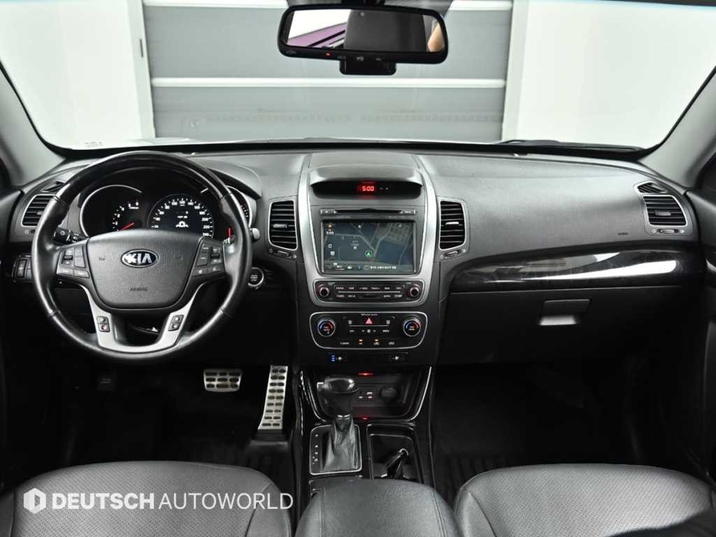 기아 쏘렌토 뉴 쏘렌토 R 4WD 2.0 리미티드 이미지 7