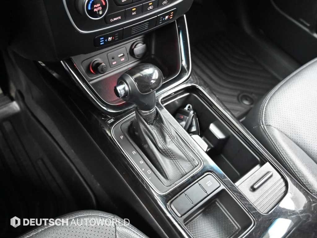기아 쏘렌토 뉴 쏘렌토 R 4WD 2.0 리미티드 이미지 9