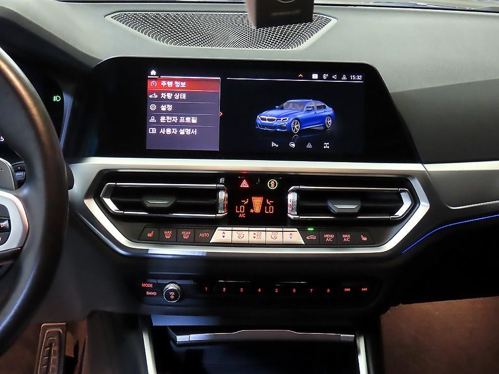 BMW 3시리즈 3시리즈 (G20) 320i M 스포츠 이미지 11