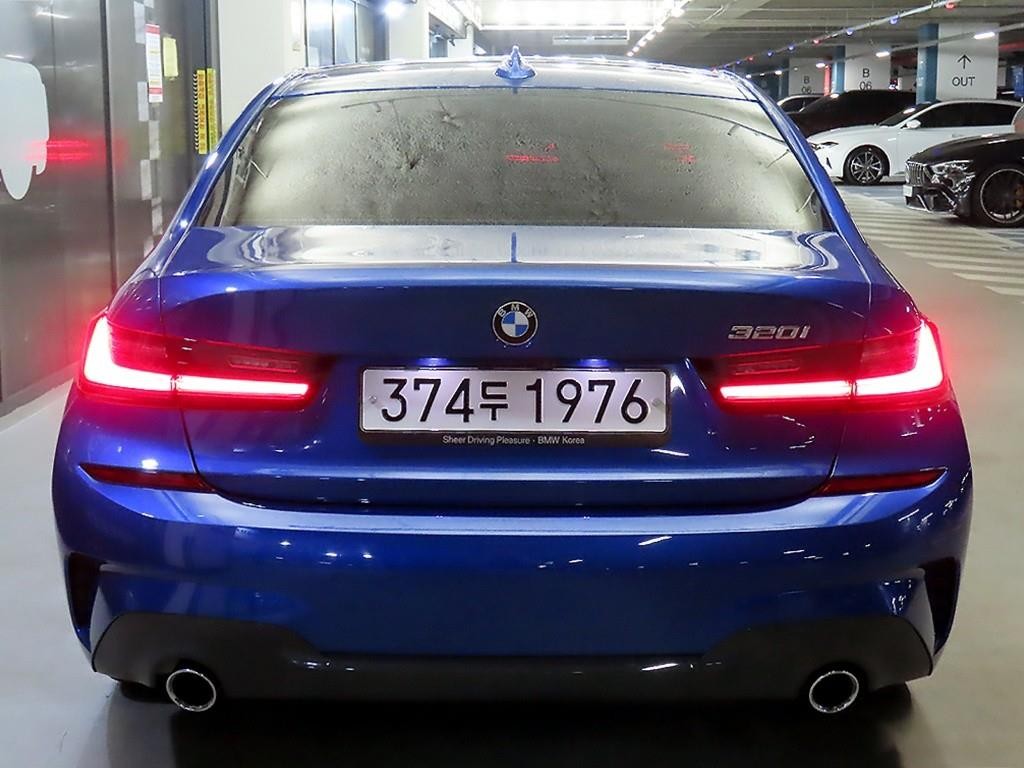 BMW 3시리즈 3시리즈 (G20) 320i M 스포츠 이미지 5