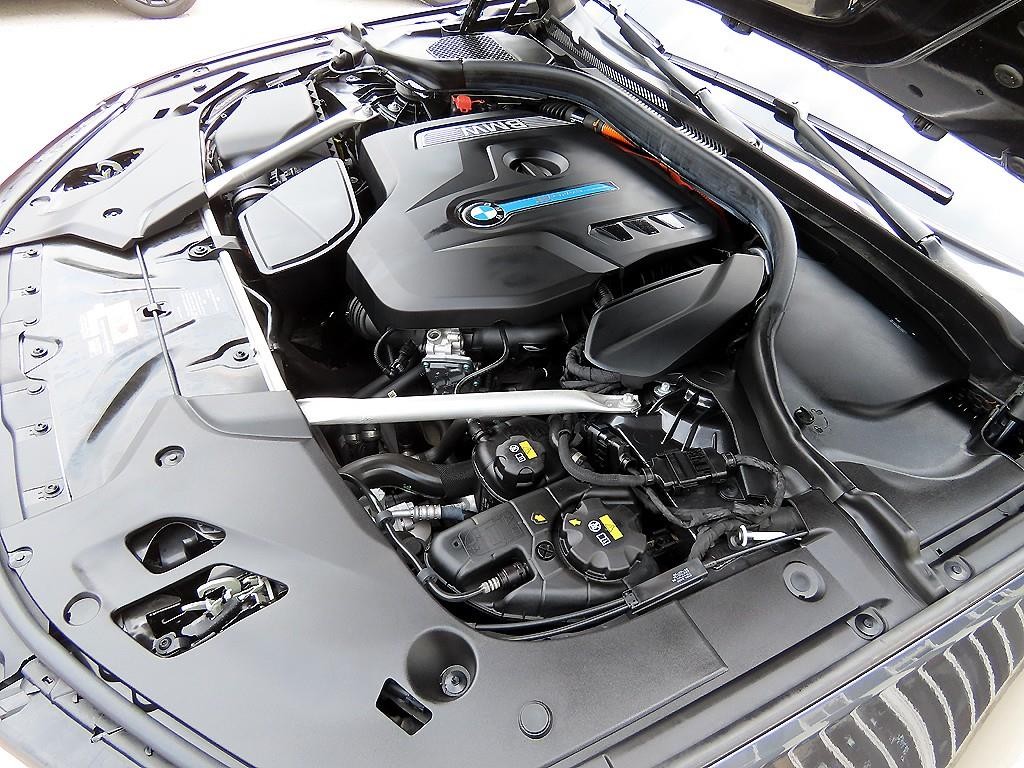 BMW 5시리즈 5시리즈 (G30) 530e M 스포츠 이미지 19