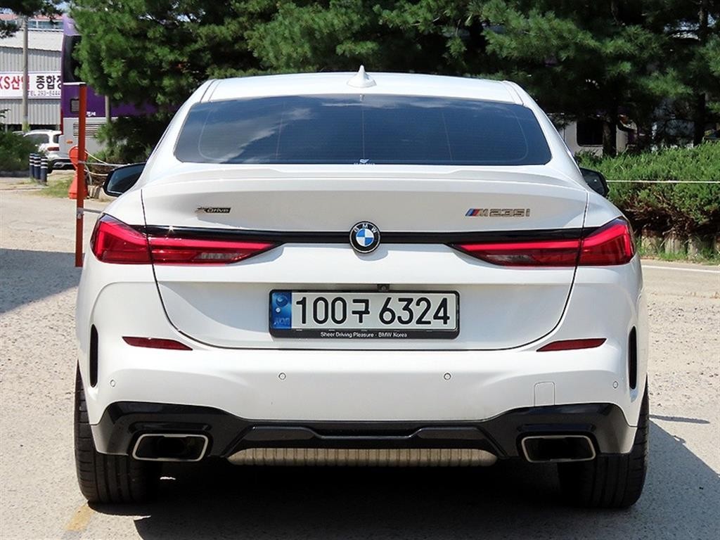 BMW 2시리즈 2시리즈 그란쿠페 (F44) M235i xDrive 이미지 4