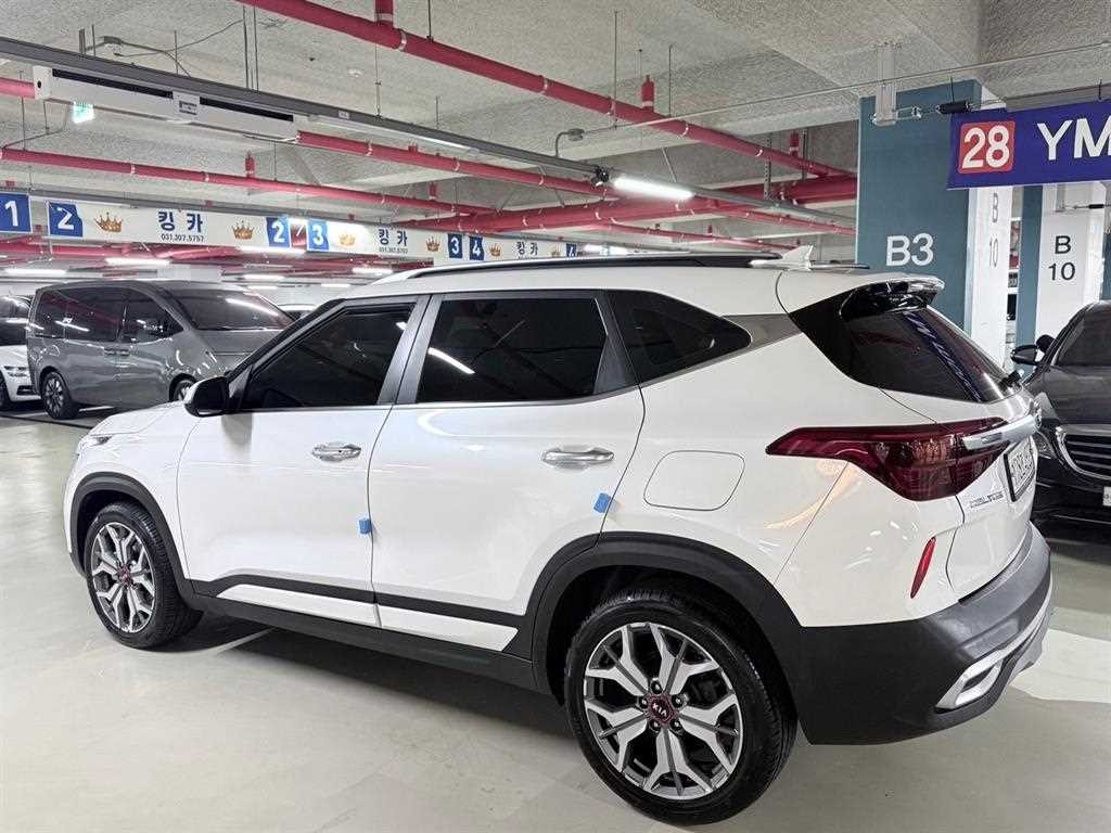 기아 셀토스 가솔린 1.6 터보 2WD 노블레스 이미지 3