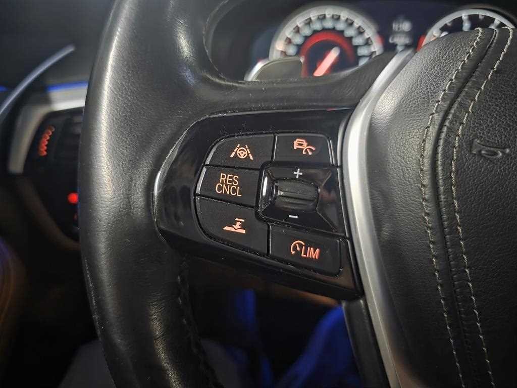 BMW 5시리즈 5시리즈 (G30) 520d M 스포츠 플러스 이미지 15