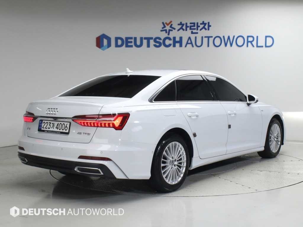 아우디 A6 A6 (C8) 45 TFSI 프리미엄 이미지 3
