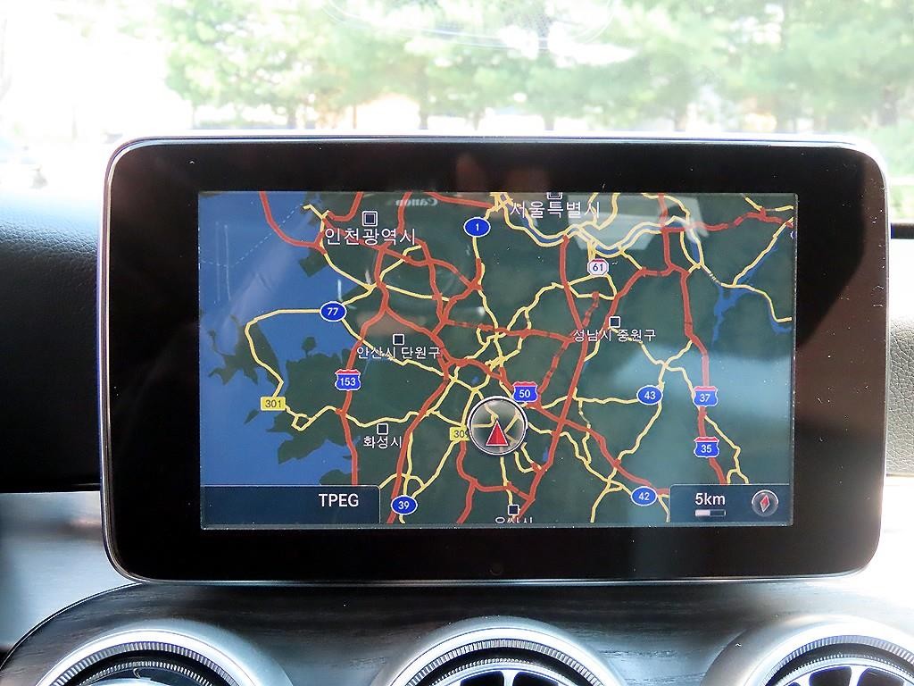 벤츠 C 클래스 C클래스 W205 C200 쿠페 이미지 14