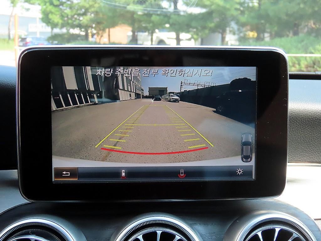 벤츠 C 클래스 C클래스 W205 C200 쿠페 이미지 15