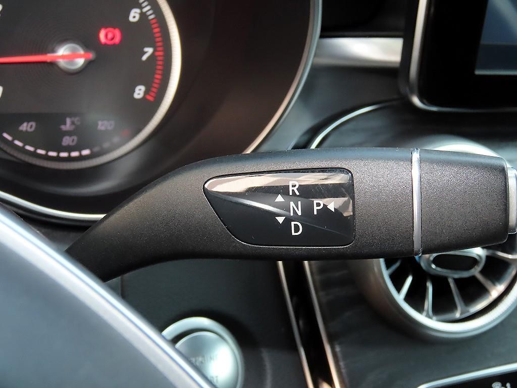 벤츠 C 클래스 C클래스 W205 C200 쿠페 이미지 8