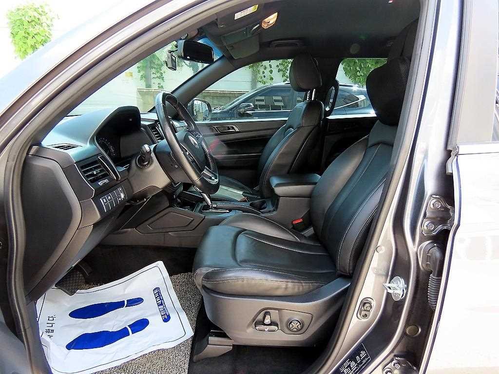 KG모빌리티(쌍용) 렉스턴 렉스턴 스포츠 4WD 디젤 2.2 프레스티지 스페셜 이미지 5