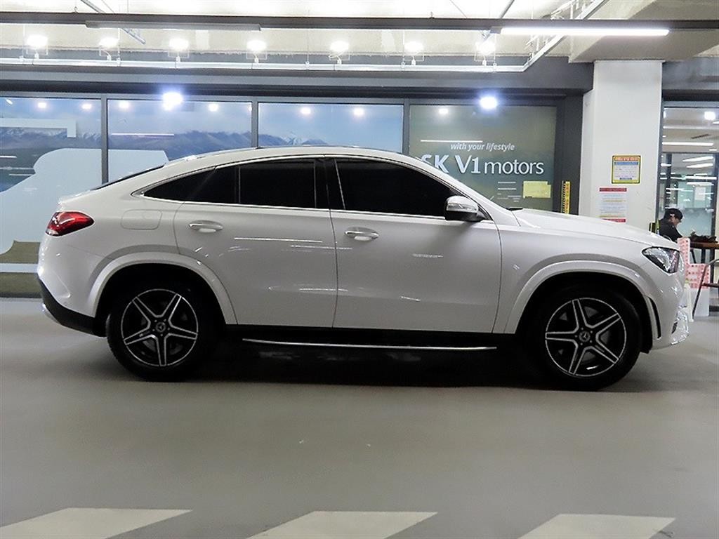 벤츠 GLE 클래스 GLE 클래스 W167 GLE 400d 4MATIC 쿠페 이미지 3