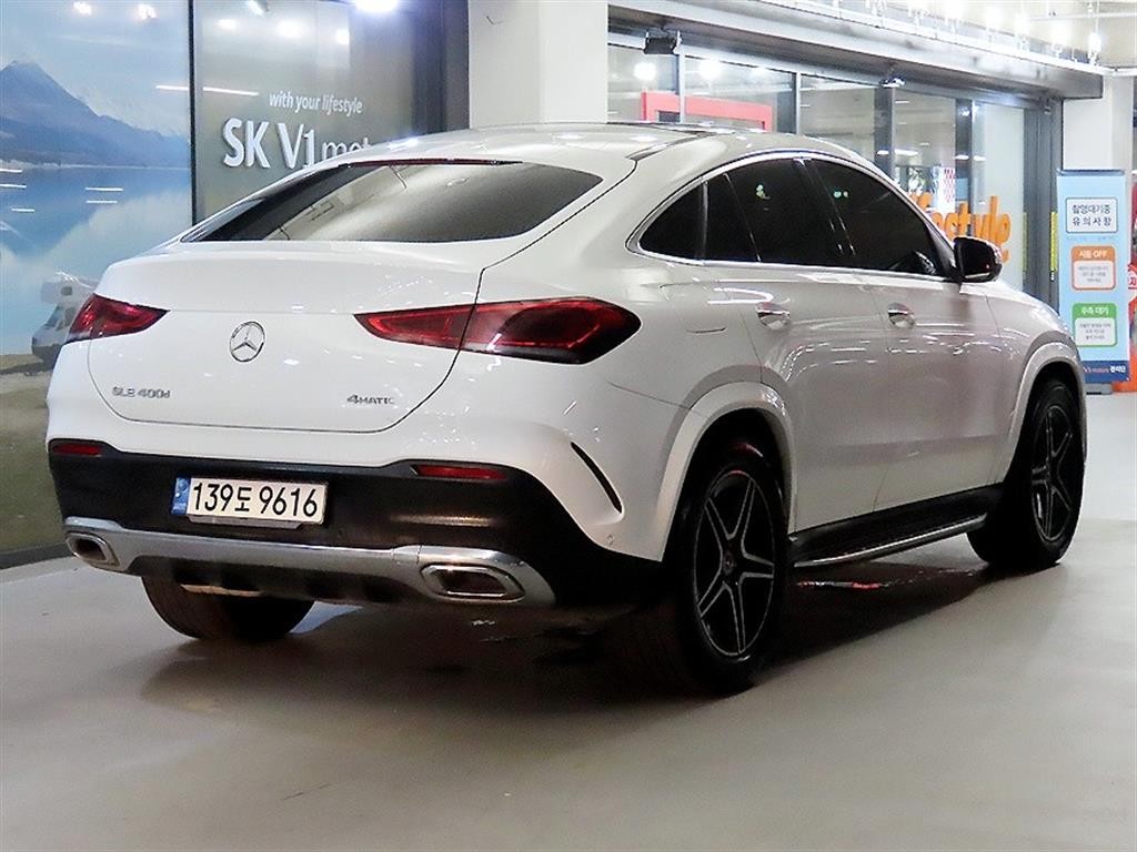 벤츠 GLE 클래스 GLE 클래스 W167 GLE 400d 4MATIC 쿠페 이미지 4