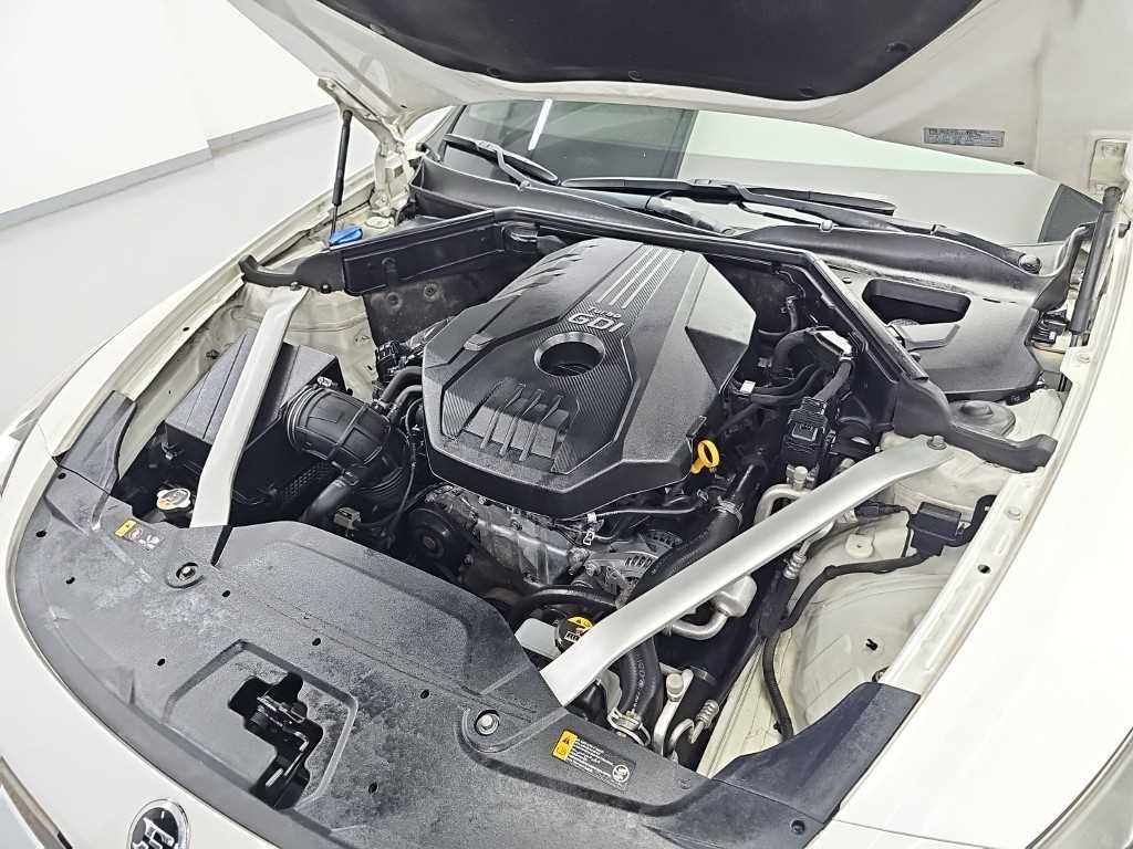 기아 스팅어 가솔린 2.0 터보 2WD 플래티넘 이미지 5