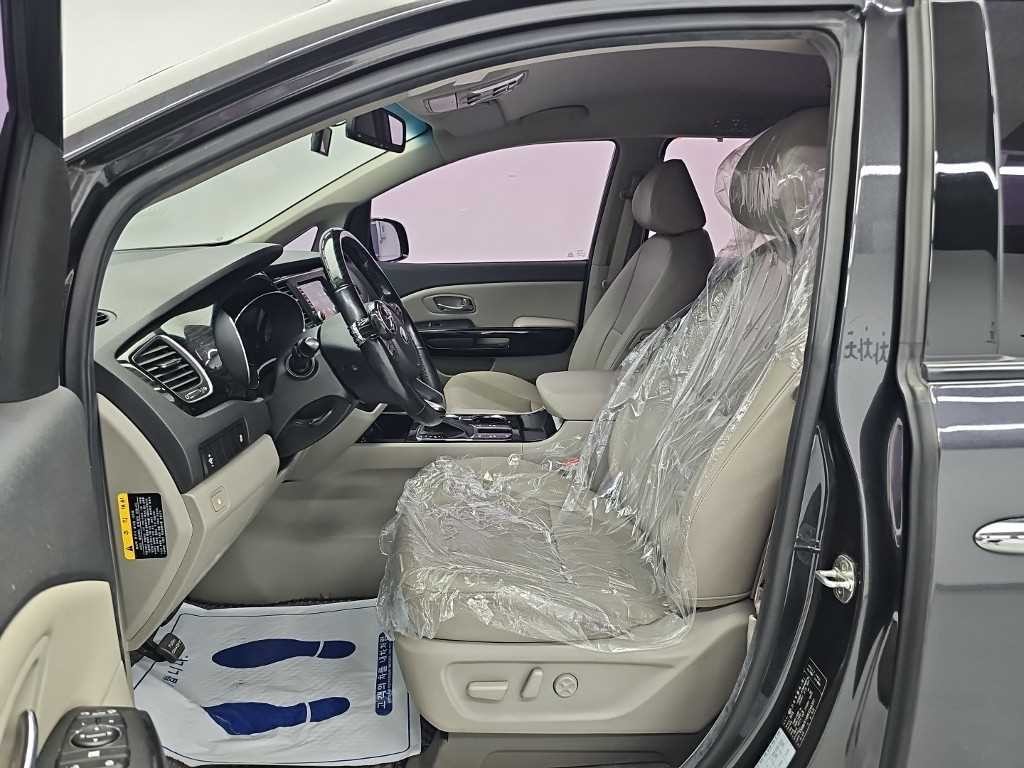 기아 카니발 더 뉴 카니발 디젤 9인승 프레스티지 이미지 11