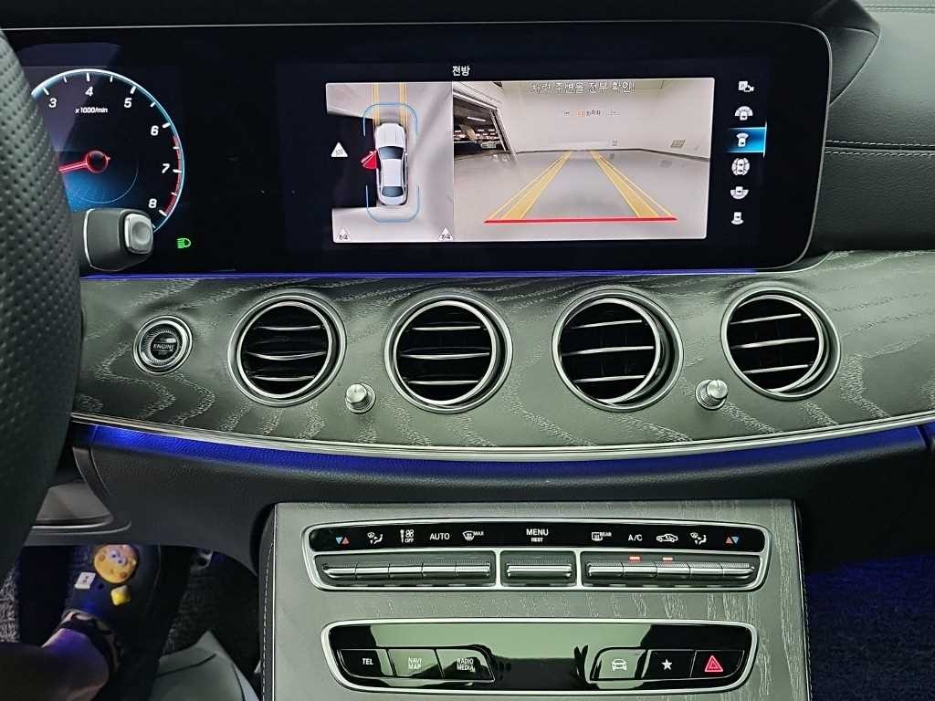 벤츠 E 클래스 E-클래스 W213 E350 4MATIC AMG LINE 이미지 10