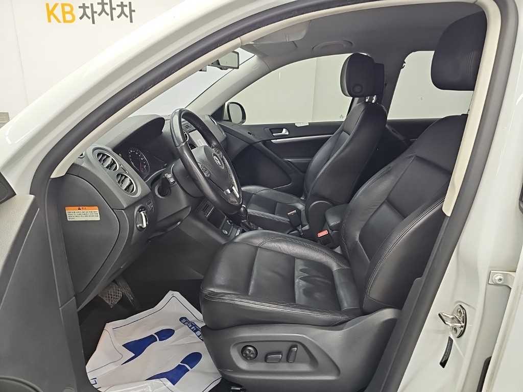 폭스바겐 티구안 뉴티구안 2.0 TDI 컴포트 이미지 11