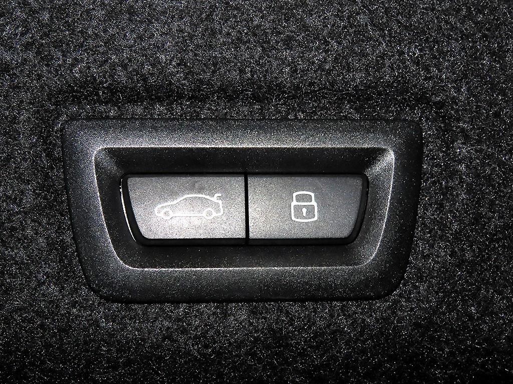 BMW 5시리즈 5시리즈 (G60) 530i xDrive M 스포츠 이미지 16