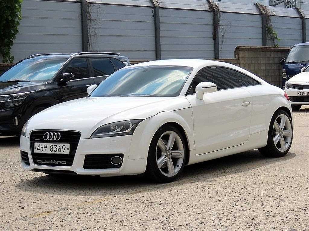 아우디 TT 뉴TT 2.0 TFSI 로드스터 콰트로 이미지 2