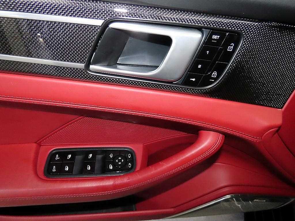 포르쉐 파나메라 파나메라(971) 4.0 GTS 이미지 12