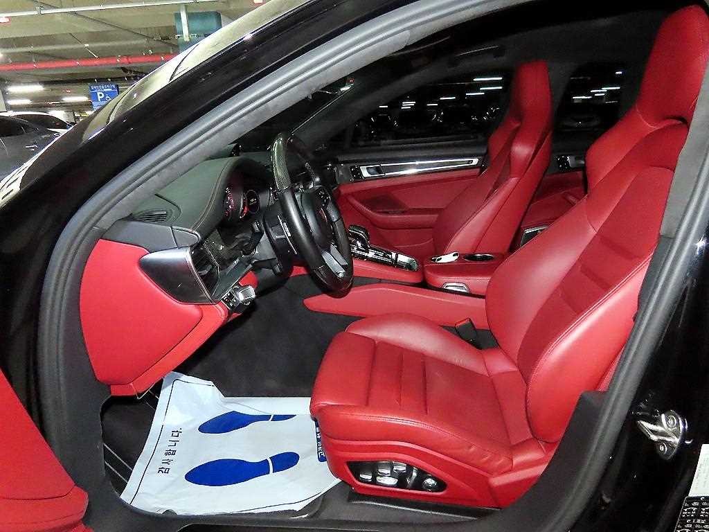 포르쉐 파나메라 파나메라(971) 4.0 GTS 이미지 6