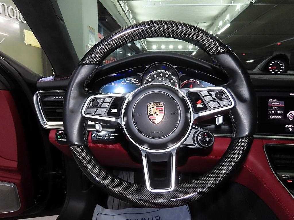 포르쉐 파나메라 파나메라(971) 4.0 GTS 이미지 8