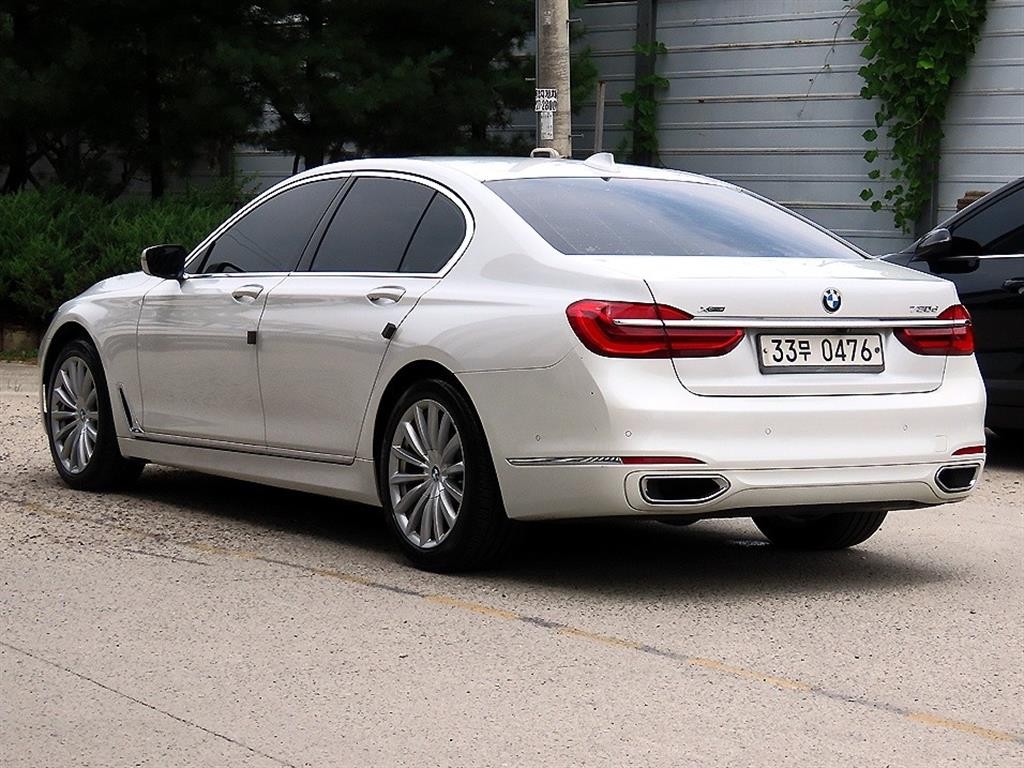 BMW 7시리즈 7시리즈 (G11) 730d xDrive 이미지 3