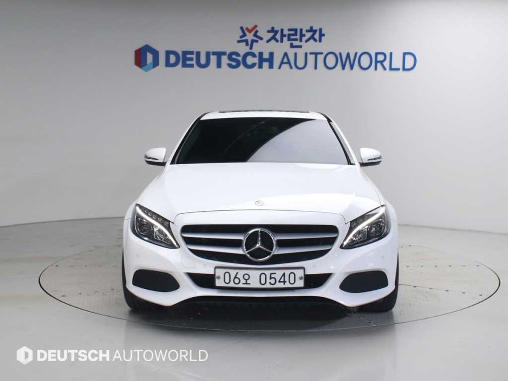 벤츠 C 클래스 C클래스 W205 C200 d 이미지 3