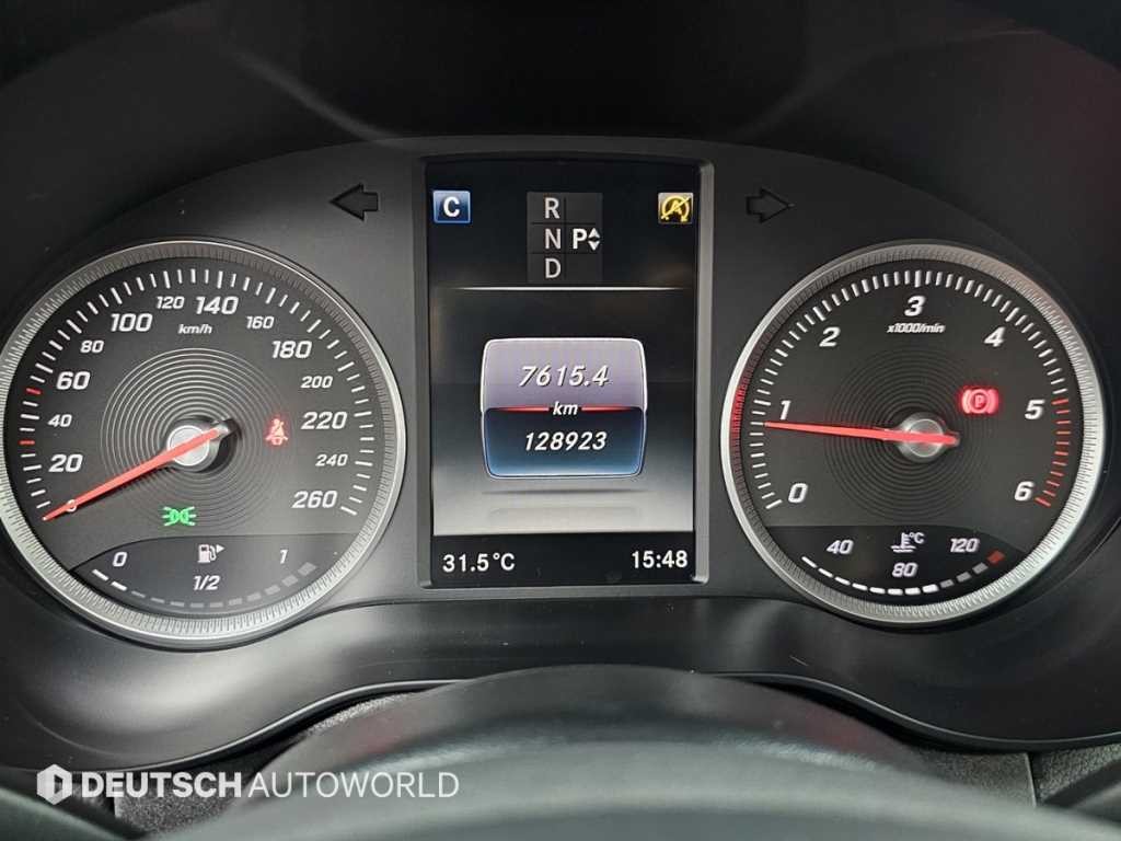 벤츠 C 클래스 C클래스 W205 C200 d 이미지 8