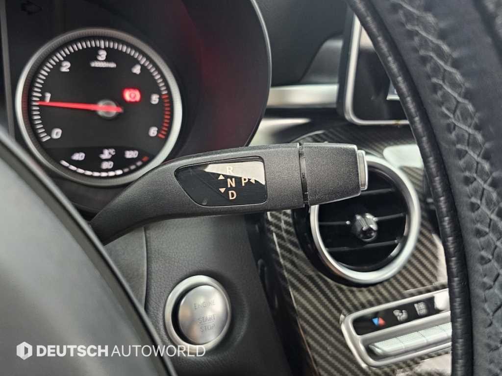 벤츠 C 클래스 C클래스 W205 C200 d 이미지 9